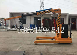 富蕴县随车吊机移动仓库小型移动随车吊机绞盘吊水泥船用